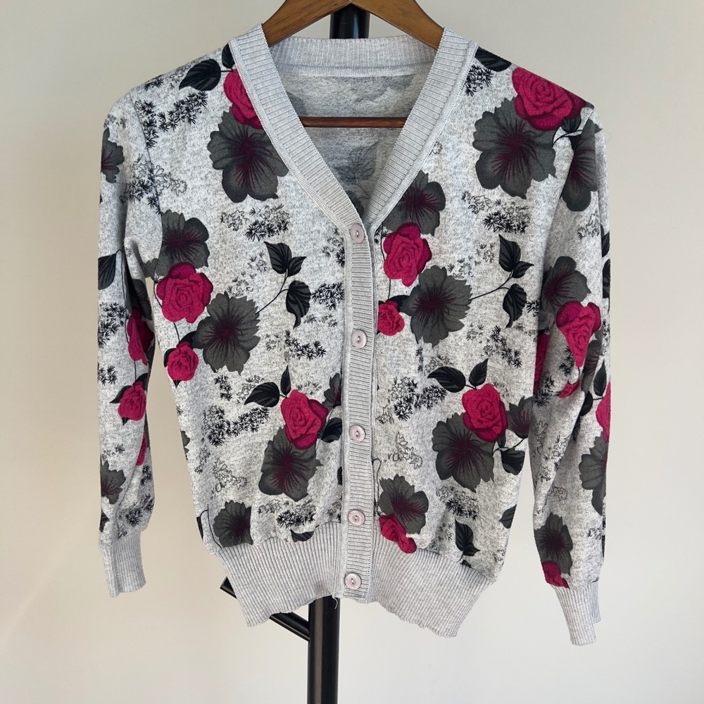 Vintage Floral Cardigan Sweater Gray Pink Rose V-Neck Button Up Knit Top